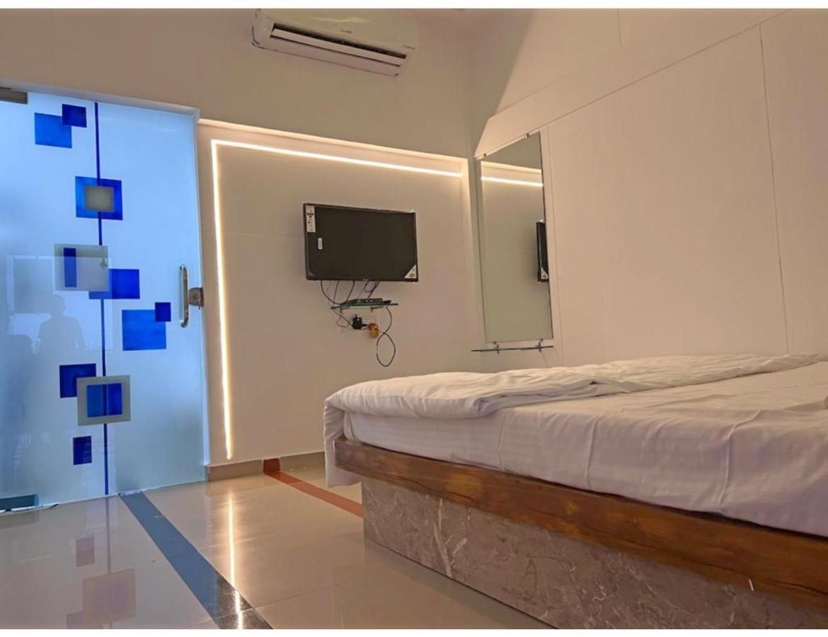 Hari Homestay, Garudeshwar Exterior photo